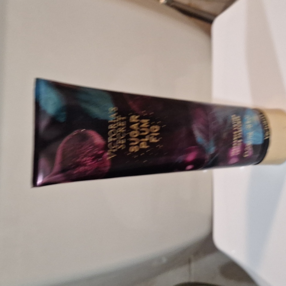 Victoria's Secret Sugar Plum Fig Lotion